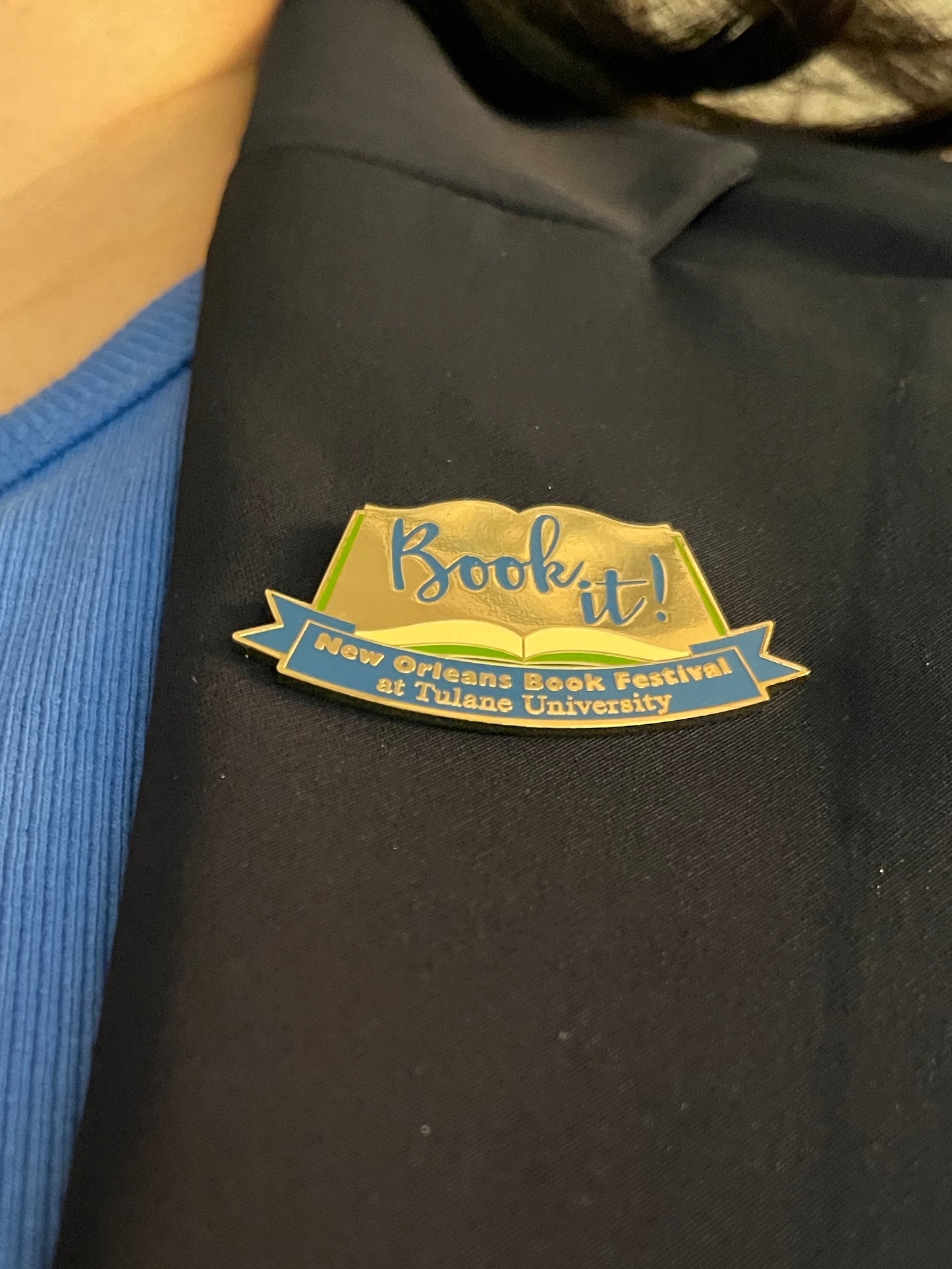 Book It! Lapel Pin